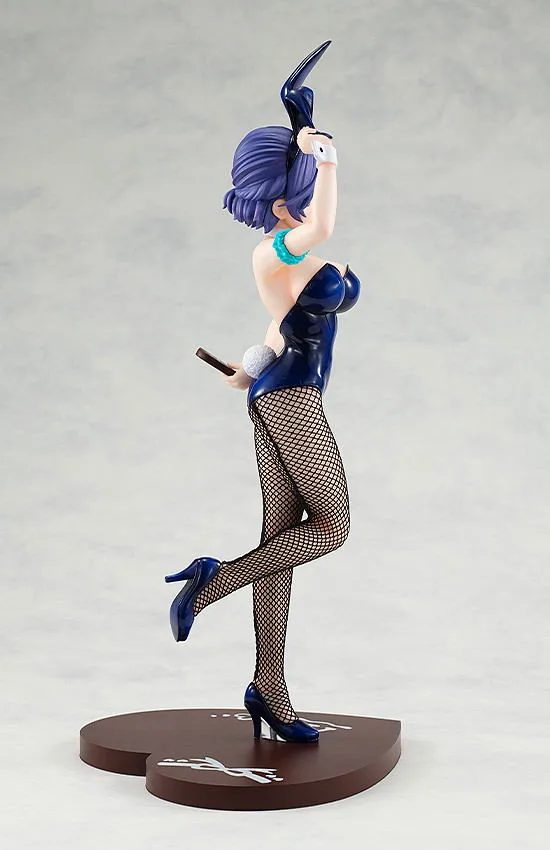 A Couple of Cuckoos 1/7 Scale Pre-Painted Figure: Hiro Segawa Bunny Ver.