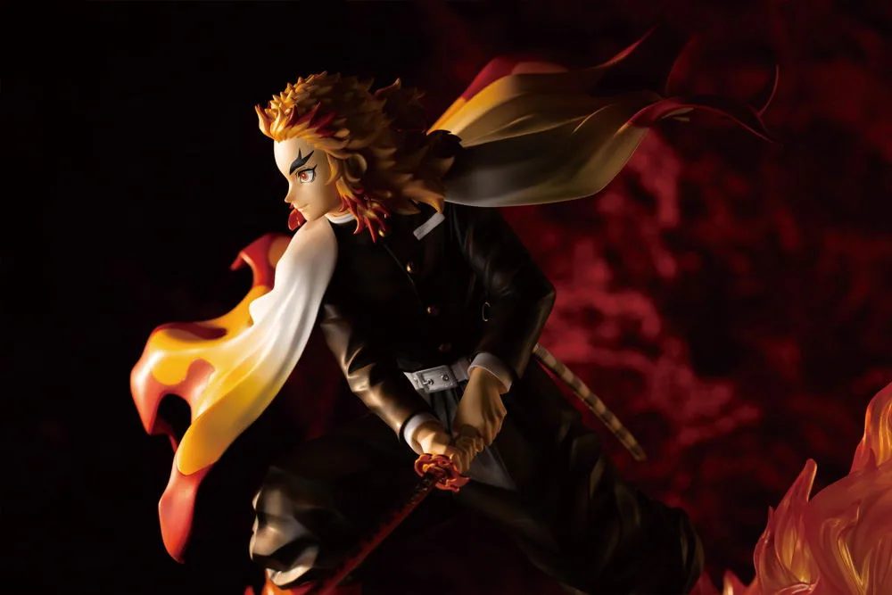 ARTFX J Demon Slayer Kimetsu no Yaiba 1/8 Scale Pre-Painted Figure: Kyojuro Rengoku