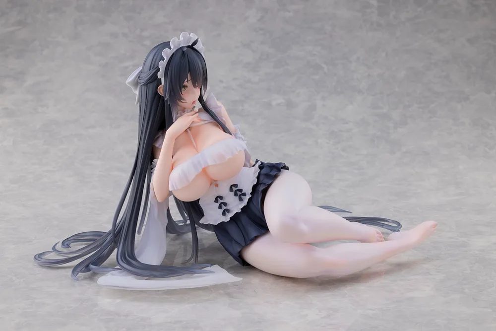 Azur Lane 1/4 Scale Pre-Painted Figure: Indomitable Ms. Motivationless Maid Ver.