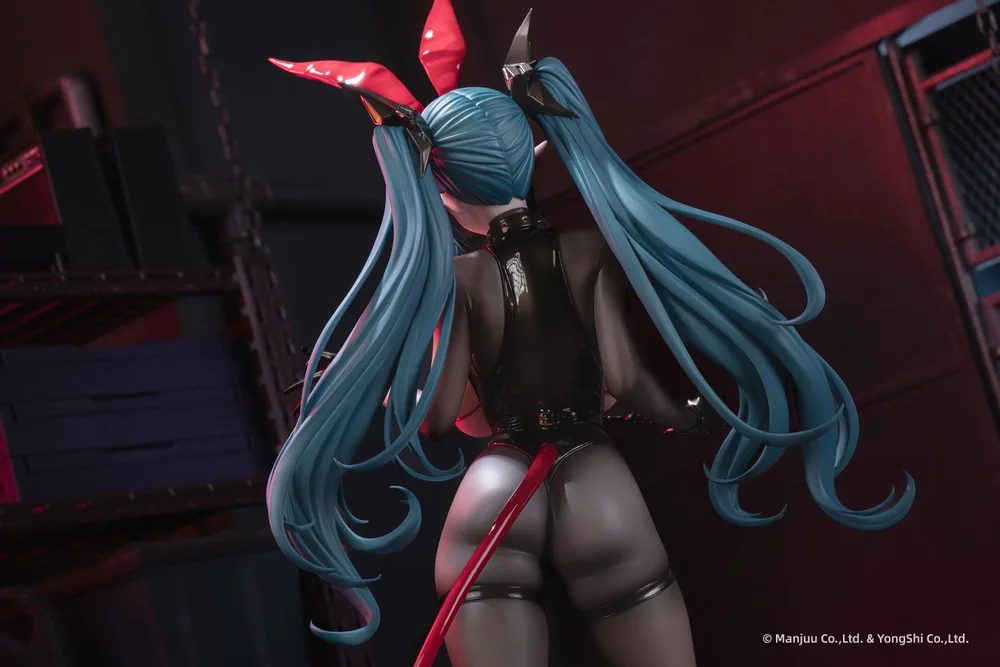 Azur Lane 1/6 Scale Pre-Painted Figure: Regensburg The Dark Dragon's Dungeon Ver.