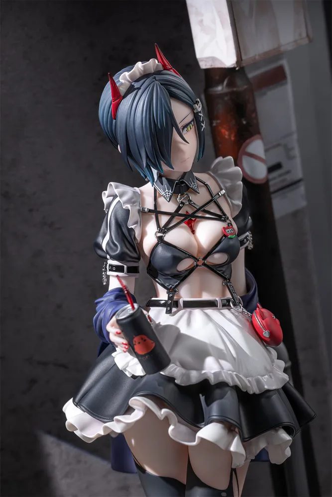 Azur Lane 1/6 Scale Pre-Painted Figure: Ulrich von Hutten Madchen Trummer Ver.