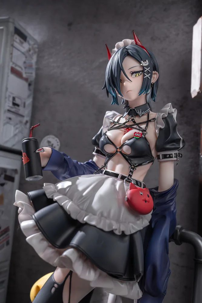 Azur Lane 1/6 Scale Pre-Painted Figure: Ulrich von Hutten Madchen Trummer Ver.