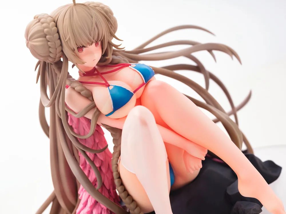 Azur Lane 1/7 Scale Pre-Painted Figure: Formidable Royal Lady Sea Ver.