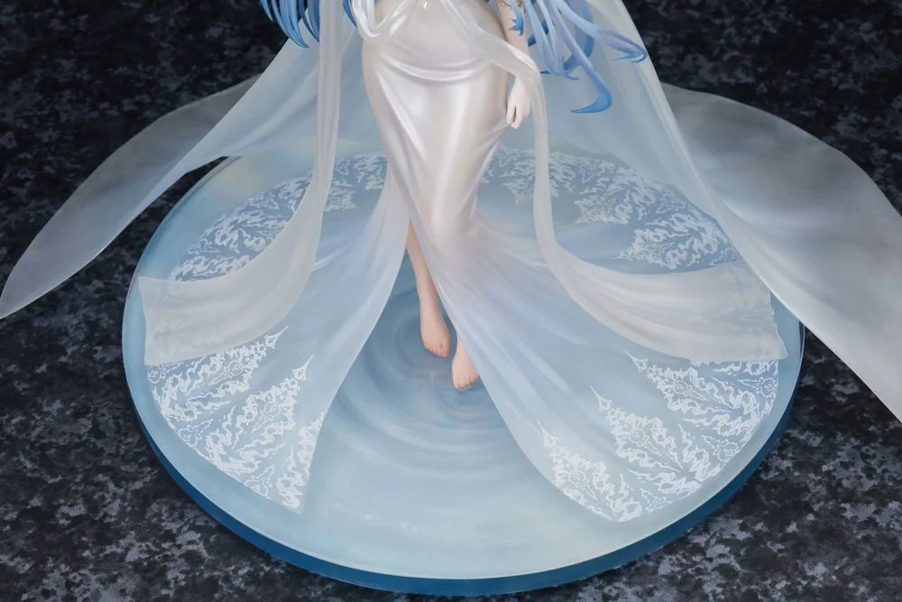 Azur Lane 1/7 Scale Pre-Painted Figure: Helena Miracle in White Ver.