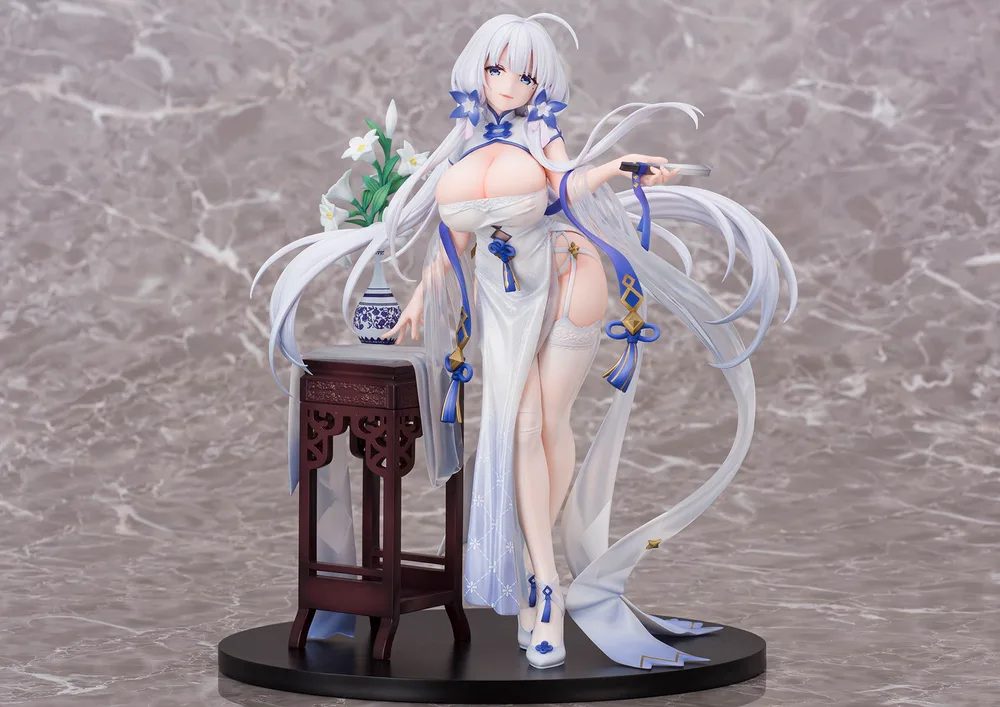 Azur Lane 1/7 Scale Pre-Painted Figure: Illustrious Maiden Lily's Radiance Ver.