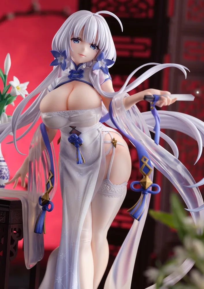 Azur Lane 1/7 Scale Pre-Painted Figure: Illustrious Maiden Lily's Radiance Ver.