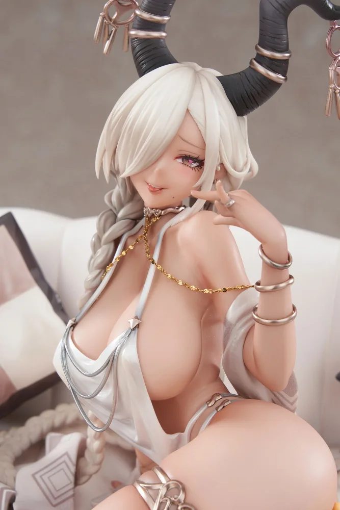 Azur Lane 1/7 Scale Pre-Painted Figure: Owari Shimmering Forsythia Ver.