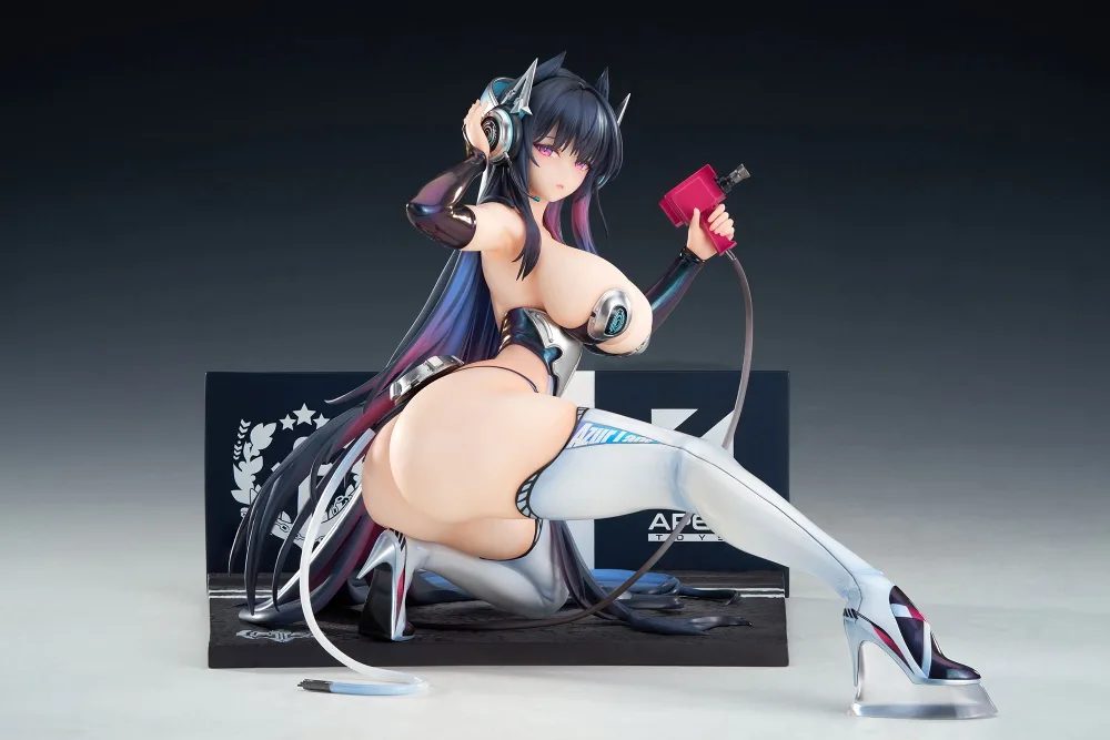 Azur Lane 1/7 Scale Pre-Painted Figure: Strasbourg Faerie of the Race Circuit Ver.
