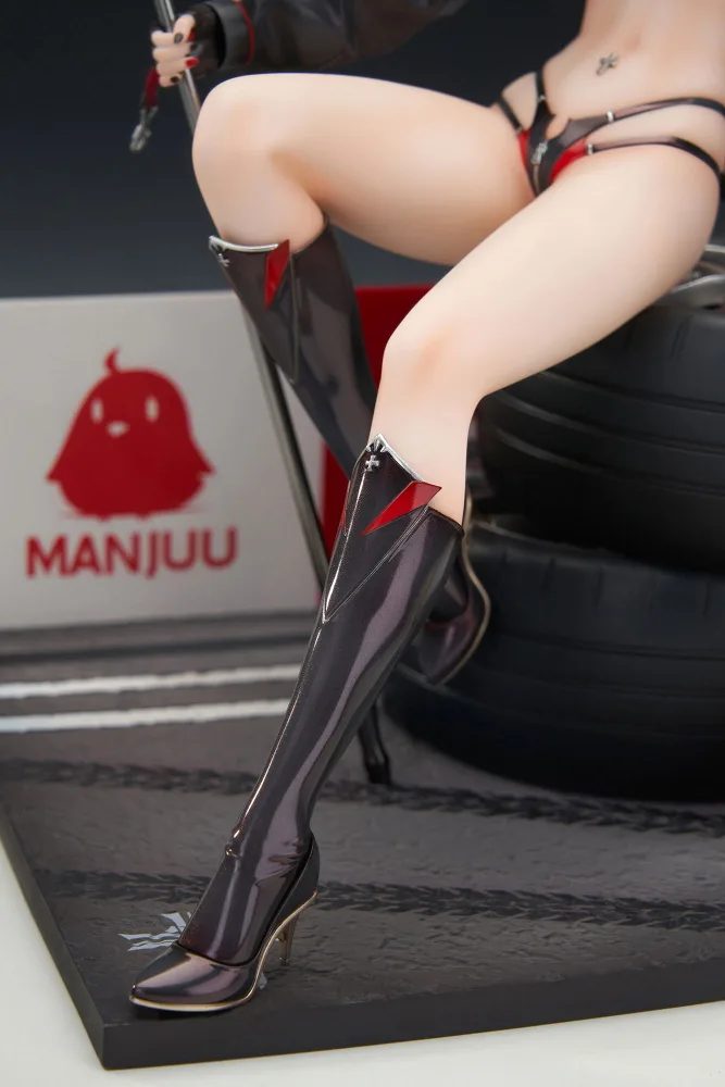 Azur Lane 1/7 Scale Pre-Painted Figure: Ulrich von Hutten Ignition Matrician Ver.