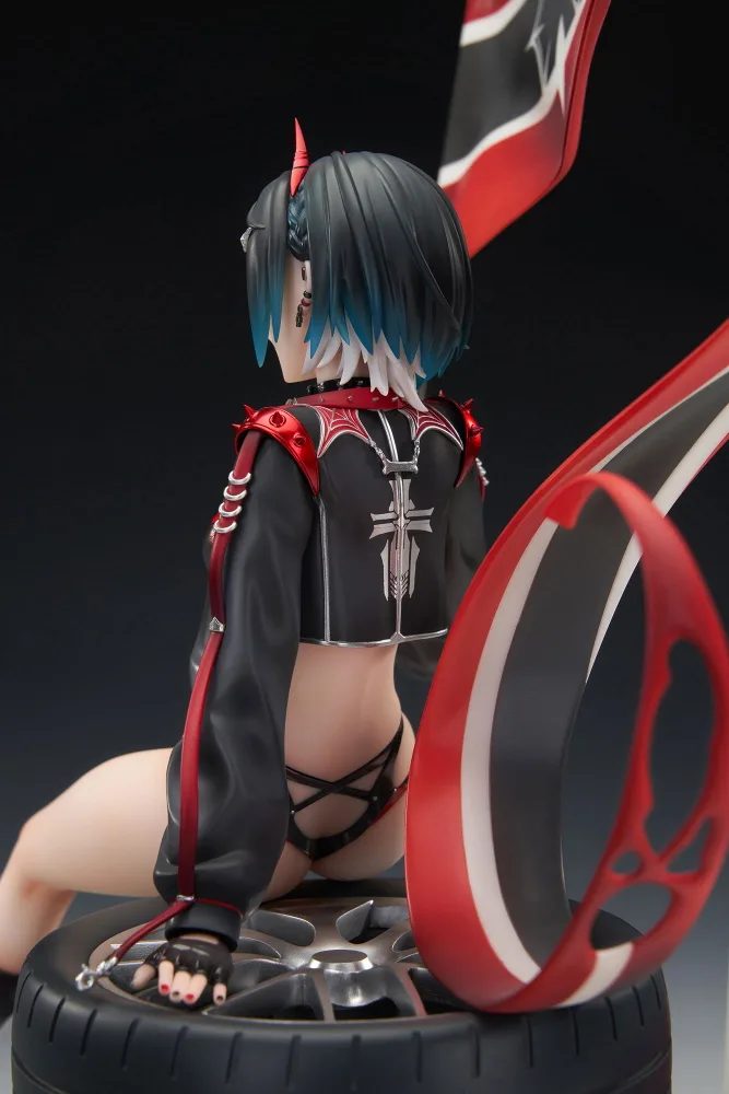 Azur Lane 1/7 Scale Pre-Painted Figure: Ulrich von Hutten Ignition Matrician Ver.