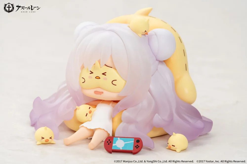 Azur Lane JUUs Time Chibi Figure: Le Malin