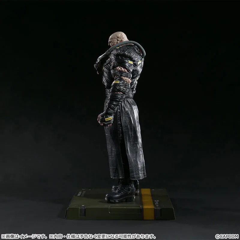 Capcom Figure Builder Creators Model Resident Evil 3 1/6 Scale Pre-Painted Figure: Nemesis