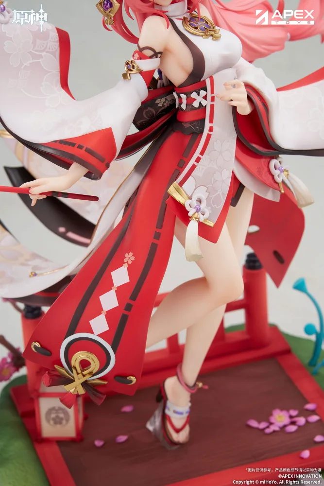 Genshin Impact 1/7 Scale Pre-Painted Figure: Yae Miko, Astute Amusement Ver.