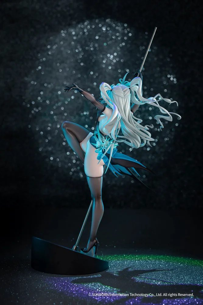 Girls' Frontline 1/7 Scale Pre-Painted Figure: PA-15 Light Treading Night Ver.