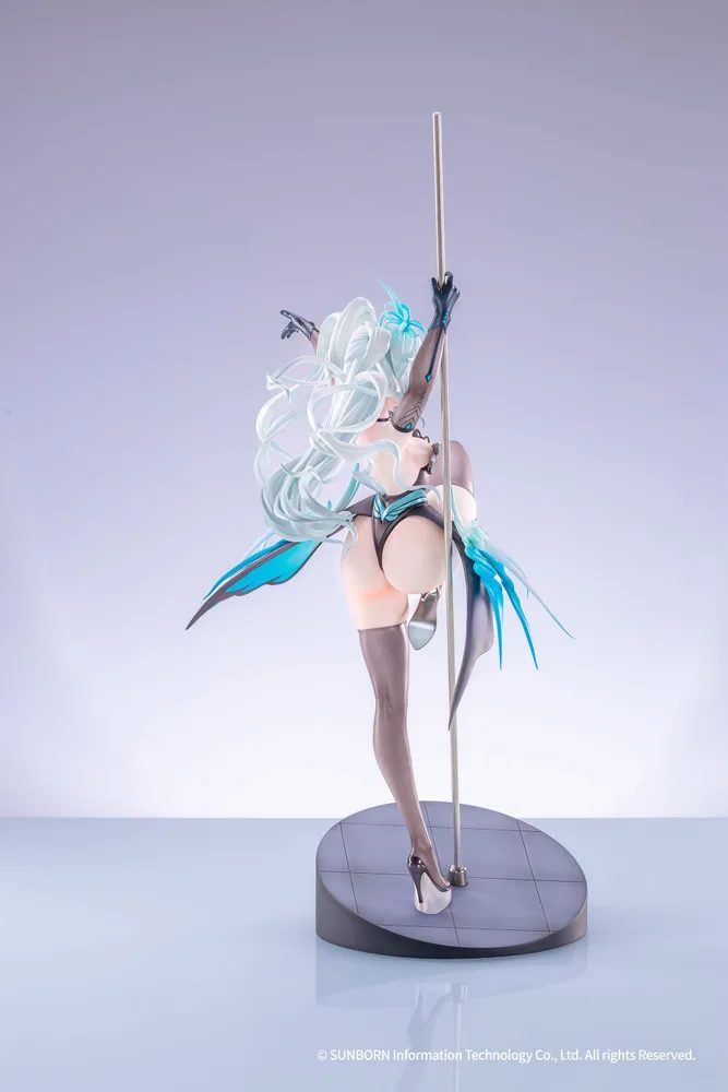 Girls' Frontline 1/7 Scale Pre-Painted Figure: PA-15 Light Treading Night Ver.