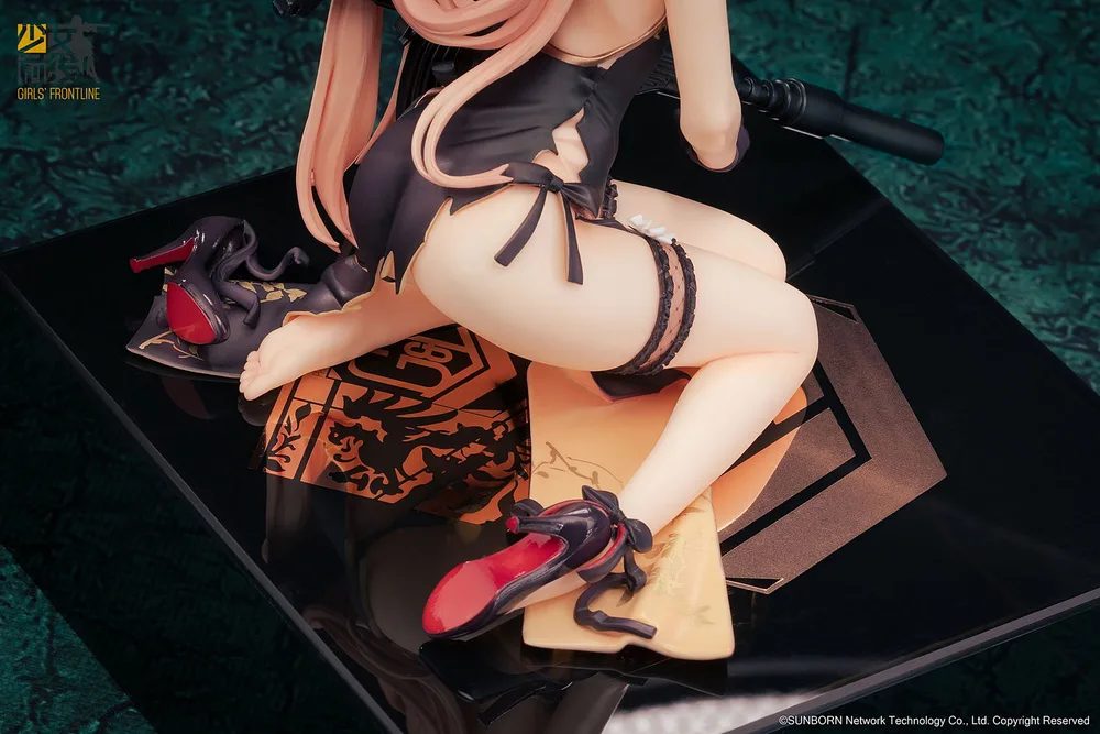 Girls' Frontline 1/8 Scale Pre-Painted Figure: OTs-14 Purple Rain Heart Severe Injury Ver.