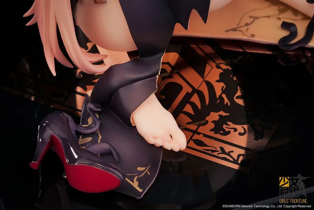 Girls' Frontline 1/8 Scale Pre-Painted Figure: OTs-14 Purple Rain Heart Severe Injury Ver.