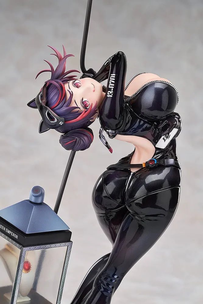 Goddess of Victory Nikke 1/7 Scale Pre-Painted Figure: Quency Escape Queen