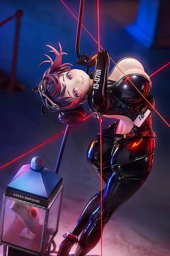 Goddess of Victory Nikke 1/7 Scale Pre-Painted Figure: Quency Escape Queen