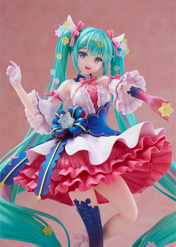 Hatsune Miku Creators Collection 1/7 Scale Pre-Painted Figure: Hatsune Miku Rosuuri Ver.