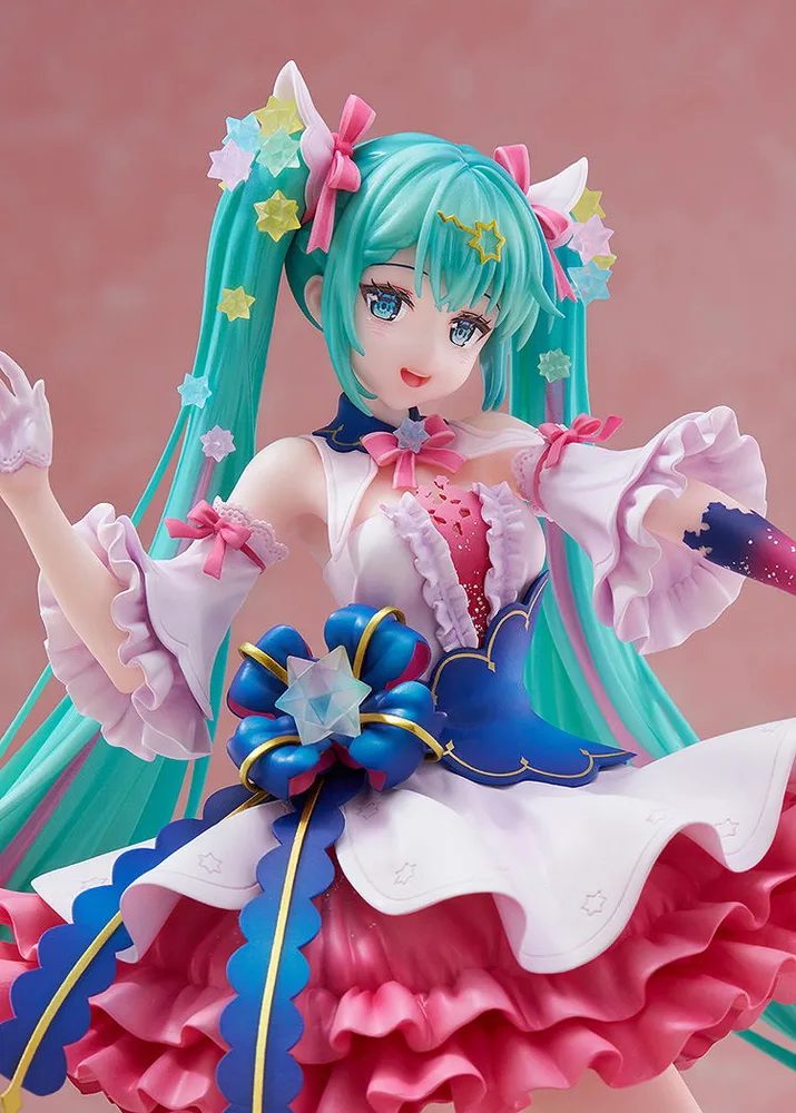 Hatsune Miku Creators Collection 1/7 Scale Pre-Painted Figure: Hatsune Miku Rosuuri Ver.