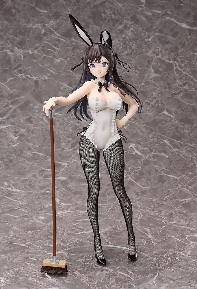 I May Be a Guild Receptionist, But I'll Solo Any Boss to Clock Out on Time 1/4 Scale Pre-Painted Figure: Alina Clover Bunny Ver.