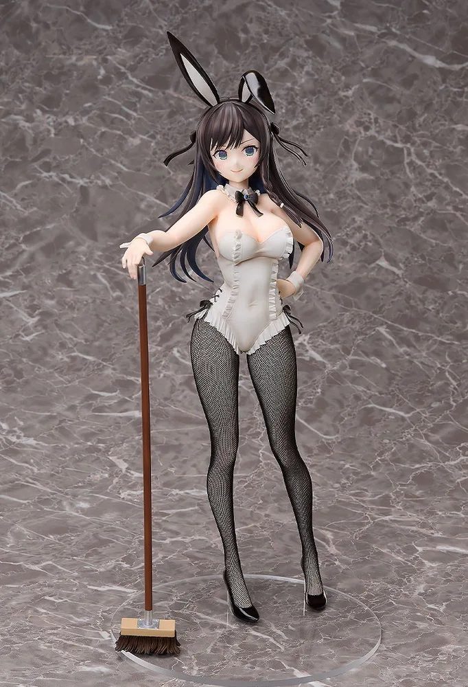 I May Be a Guild Receptionist, But I'll Solo Any Boss to Clock Out on Time 1/4 Scale Pre-Painted Figure: Alina Clover Bunny Ver.