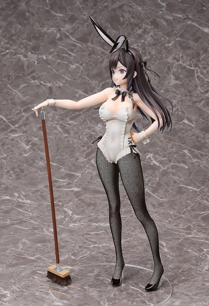 I May Be a Guild Receptionist, But I'll Solo Any Boss to Clock Out on Time 1/4 Scale Pre-Painted Figure: Alina Clover Bunny Ver.