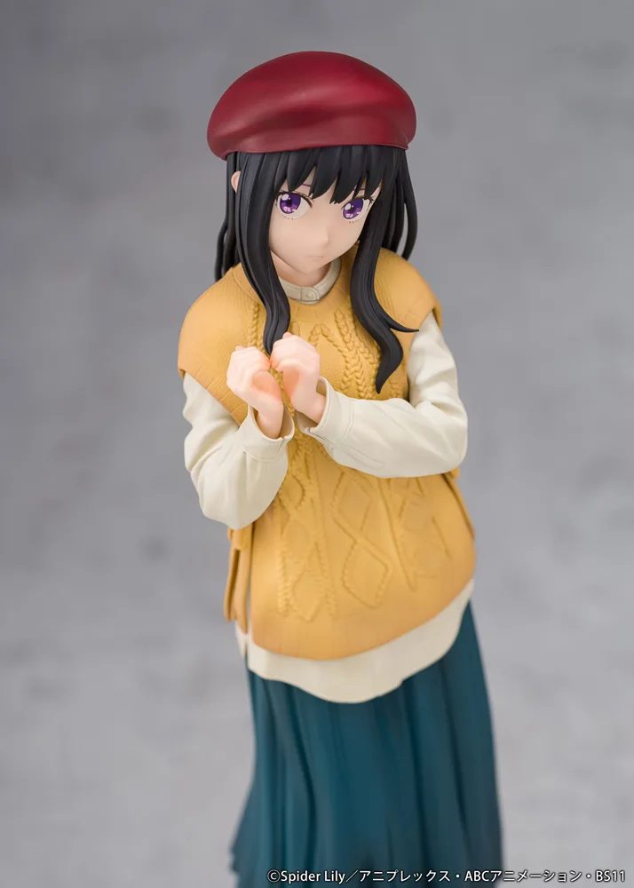 Lycoris Recoil 1/7 Scale Pre-Painted Figure: Inoue Takina Winter Clothes Ver.