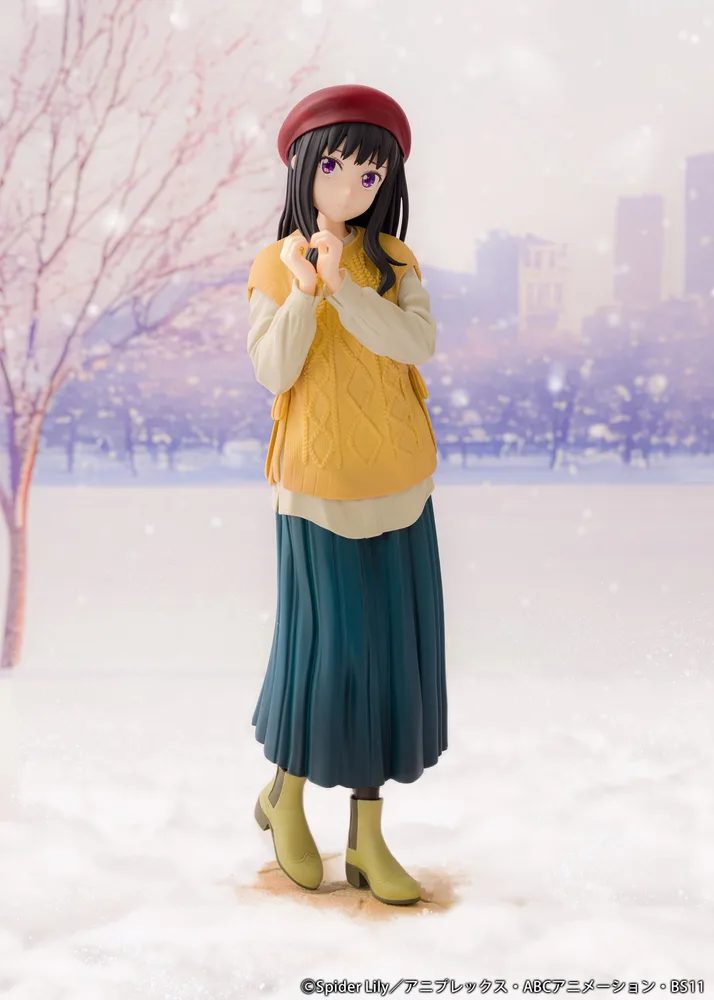 Lycoris Recoil 1/7 Scale Pre-Painted Figure: Inoue Takina Winter Clothes Ver.