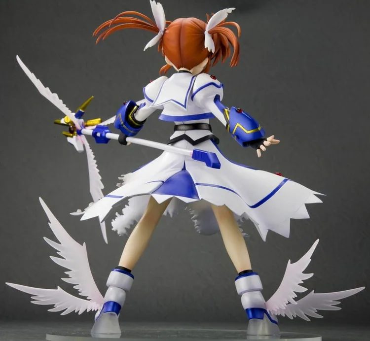 Magical Girl Lyrical Nanoha The Movie 1st 1/8 Scale Pre-Painted  PVC Figure: Takamachi Nanoha -Devotion-