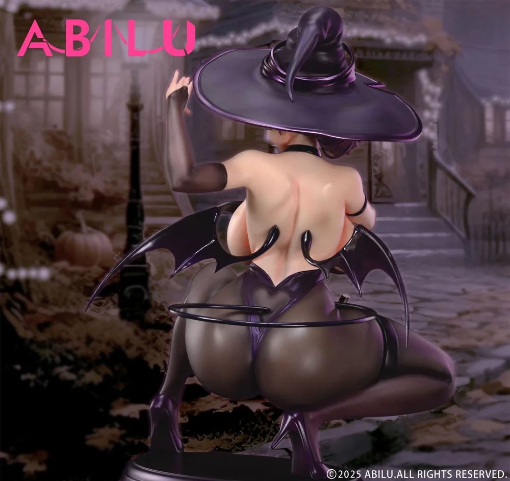 Molly's Dressing Time Witch Ver. 1/4 Scale Pre-Painted Figure
