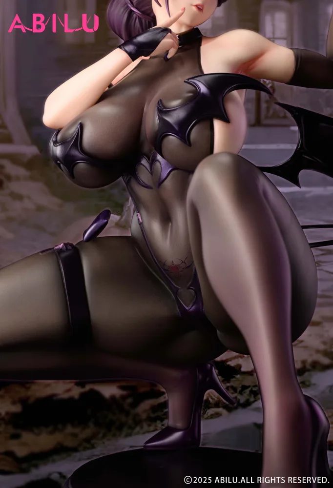 Molly's Dressing Time Witch Ver. 1/4 Scale Pre-Painted Figure