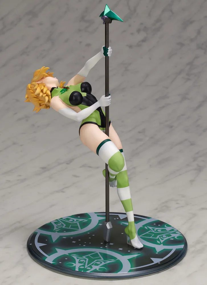 Senki Zesshou Symphogear GX 1/7 Scale Pre-Painted Figure: Kirika Akatsuki Gear Inner Ver.