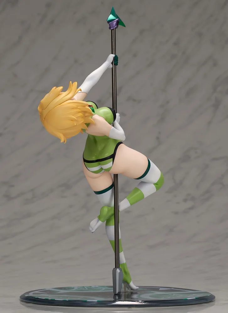 Senki Zesshou Symphogear GX 1/7 Scale Pre-Painted Figure: Kirika Akatsuki Gear Inner Ver.