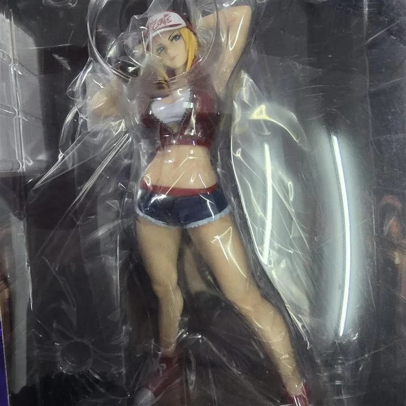 SNK Heroines Tag Team Frenzy 1/7 Scale Pre-Painted Figure: Terry Bogard (Damaged Box)