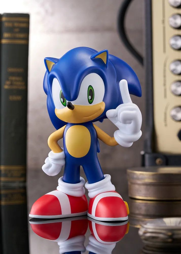SoftB Half Sonic the Hedgehog Pre-Painted Figure: Sonic the Hedgehog
