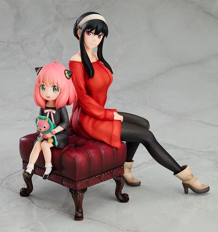 Spy x Family 1/7 Scale Pre-Painted Figure: Anya & Yor