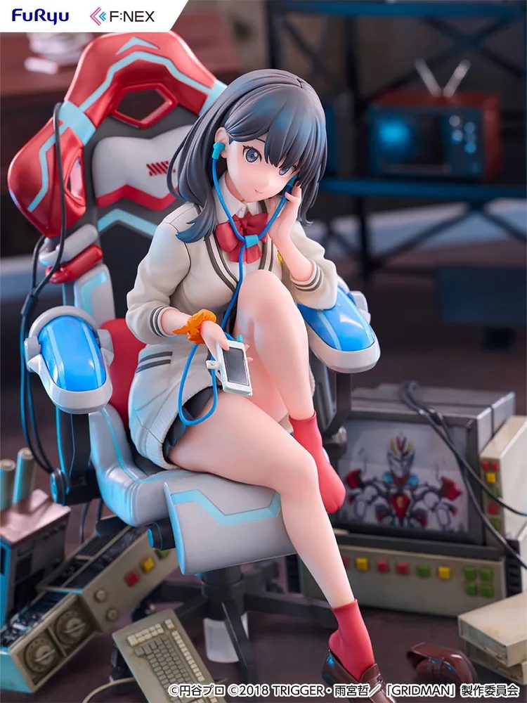 SSSS.Gridman 1/7 Scale Pre-Painted Figure: Takarada Rikka Gaming Chair Ver.