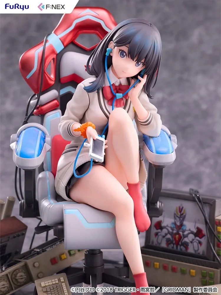 SSSS.Gridman 1/7 Scale Pre-Painted Figure: Takarada Rikka Gaming Chair Ver.