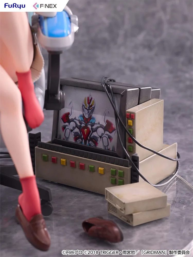 SSSS.Gridman 1/7 Scale Pre-Painted Figure: Takarada Rikka Gaming Chair Ver.