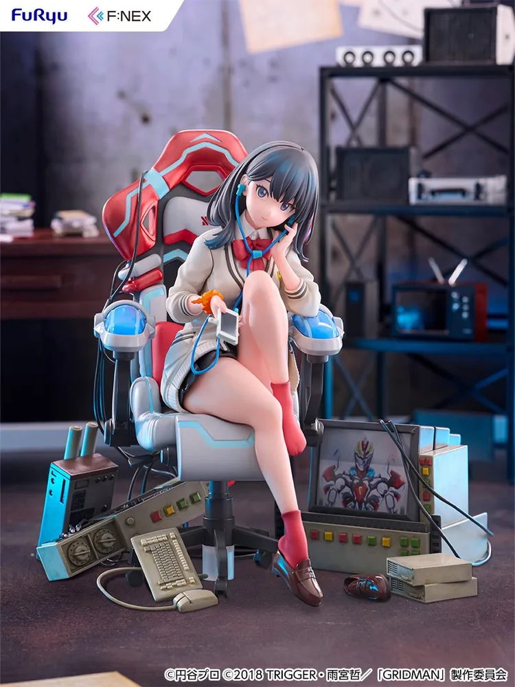 SSSS.Gridman 1/7 Scale Pre-Painted Figure: Takarada Rikka Gaming Chair Ver.