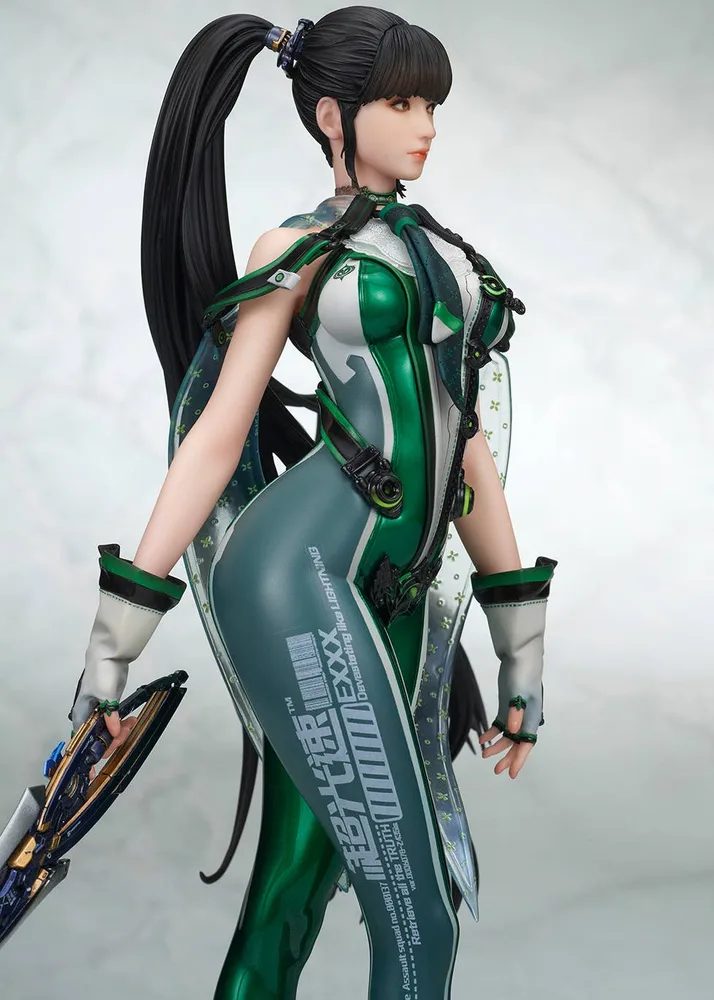 Stellar Blade Pre-Painted Figure: Eve