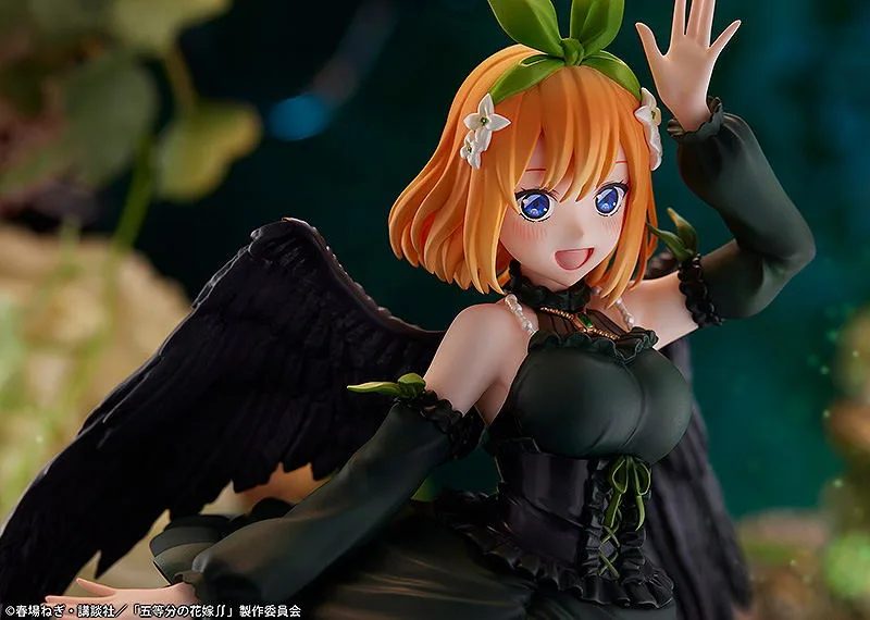 The Quintessential Quintuplets 1/7 Scale Pre-Painted Figure: Yotsuba Nakano Fallen Angel Ver.