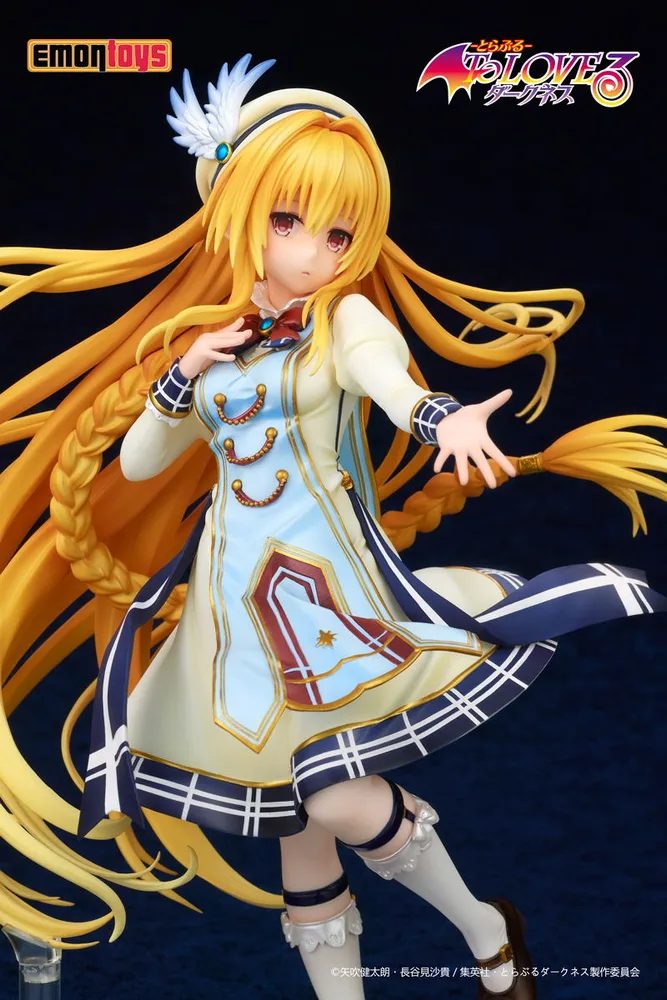 To Love Ru Darkness 1/7 Scale Pre-Painted Figure: Golden Darkness
