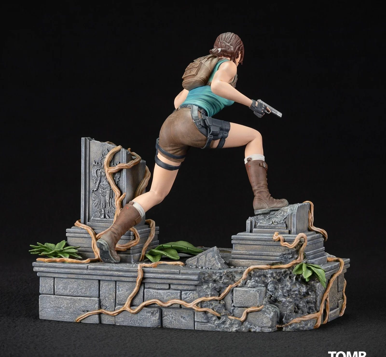 Tomb Raider: Lara Croft PVC Statue