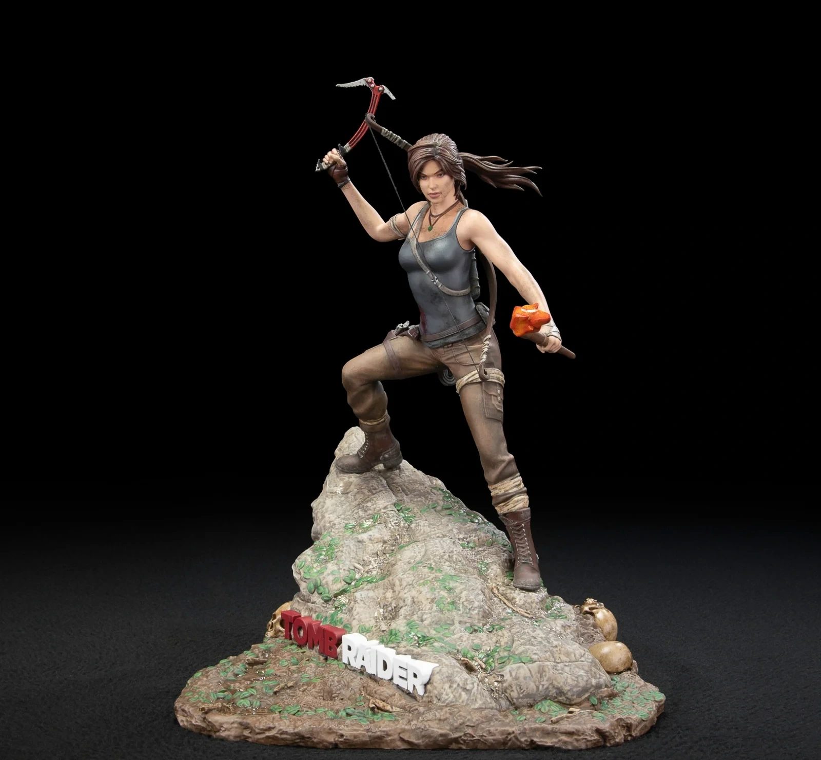 Tomb Raider: Lara Croft (Survivor Era) PVC Statue