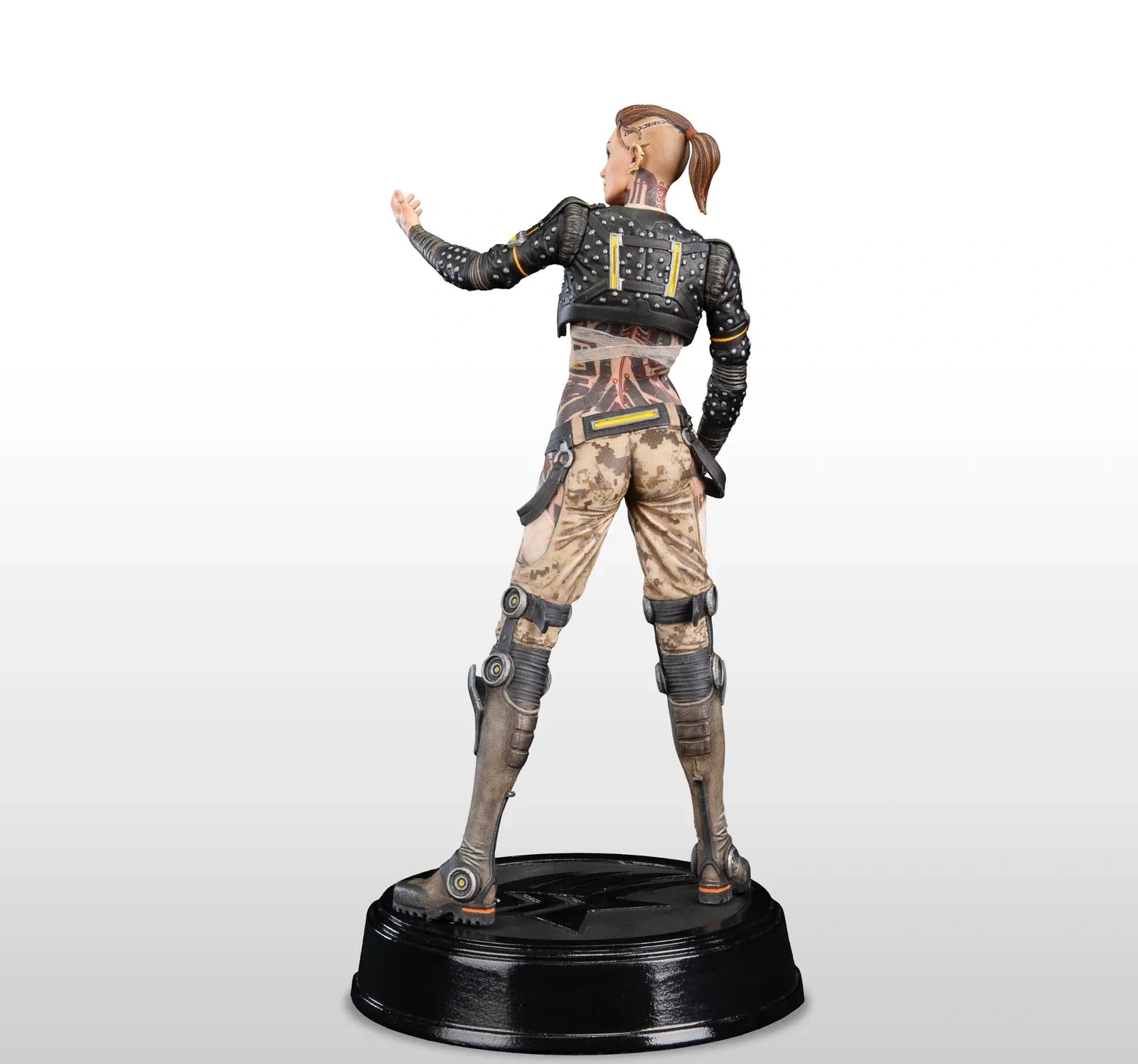 Mass Effect: Jack Figure