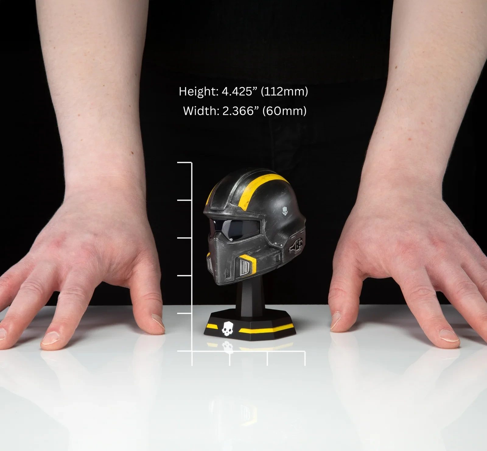 Helldivers 2: B-01 Tactical Helmet 1:4 Scale Replica