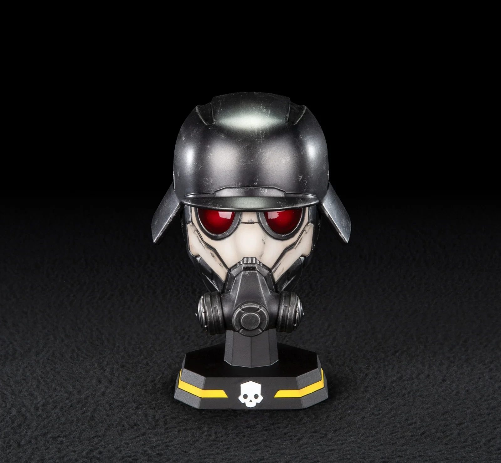 Helldivers 2: Field Chemist Helmet 1:4 Scale Replica